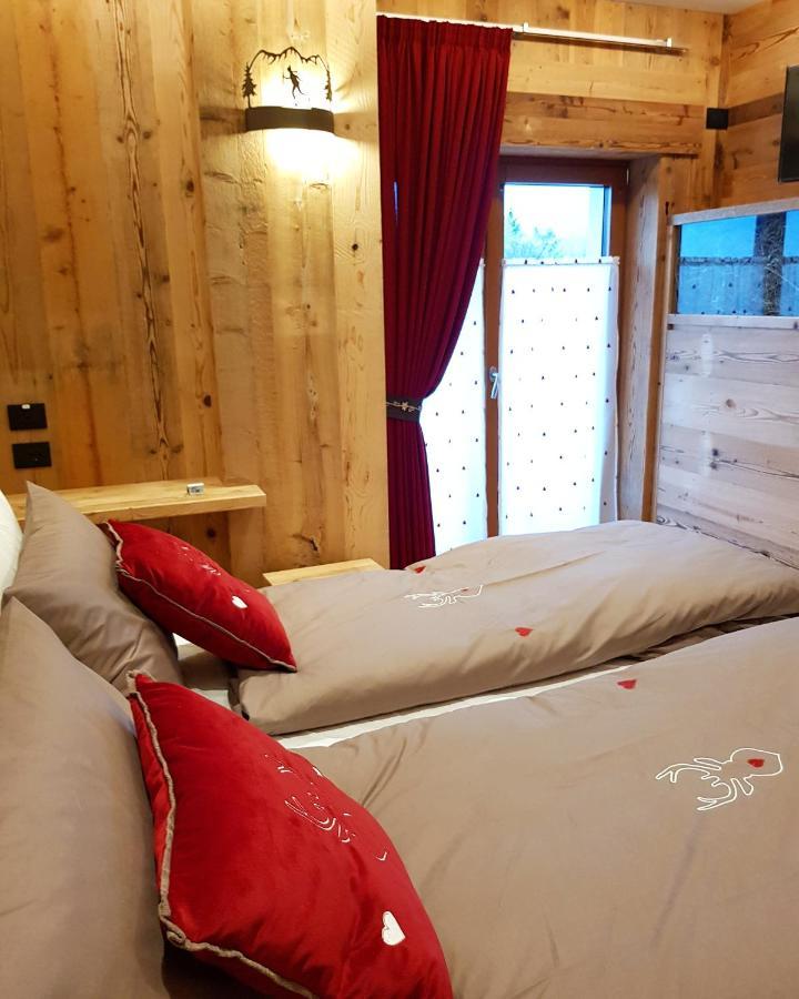 Agriturismo La Giasena 庞特内阿尔比 外观 照片