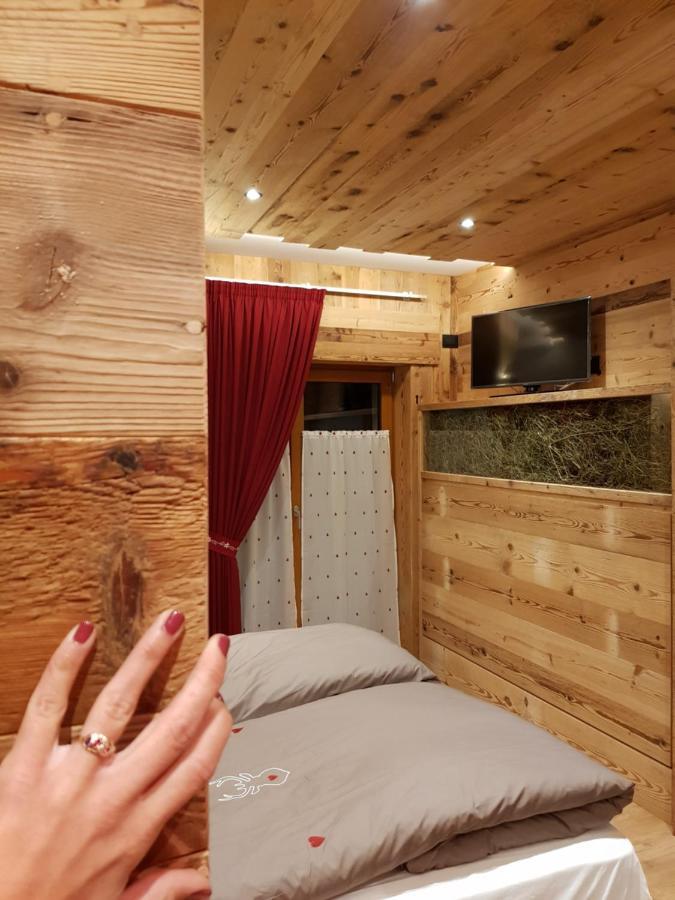 Agriturismo La Giasena 庞特内阿尔比 外观 照片